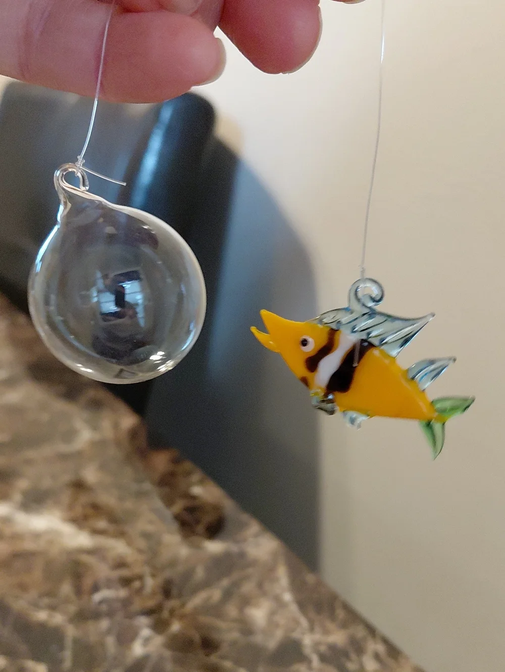 Hand Blown Glass Tropical Fish Figurine with Float Aquarium Decoration